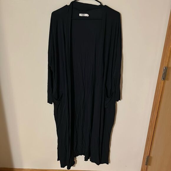 UGG black soft stretch long oversized flyaway cardigan Sz S/XS - Picture 1 of 8